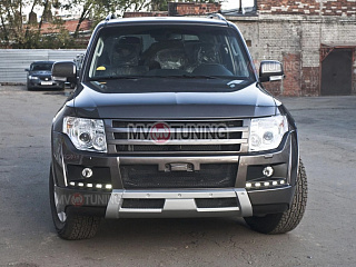 Решетка Радиатора var №3 Mitsubishi Pajero IV 4 Broomer Design (2006-2015) БЕЗ СЕТКИ