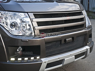 Решетка Радиатора var №1 Mitsubishi Pajero IV 4 (2006-2015) БЕЗ СЕТКИ