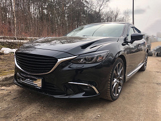 Крашеный комплект. Реснички на фары Mazda 6 / Atenza GJ (2015 - 2018) Цвет Красный 41V+ УСТАНОВОЧНЫЙ КОМПЛЕКТ