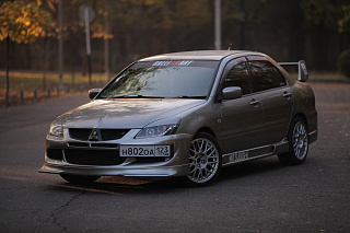 Реснички на фары широкие var №2 Mitsubishi Lancer 9 IX (2004-2007) + УСТАНОВОЧНЫЙ КОМПЛЕКТ